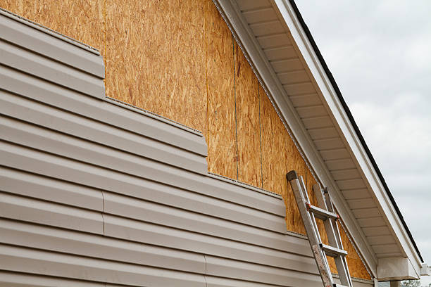 24/7 Emergency Storm Damage Siding Repair experts in Brentwood, PA